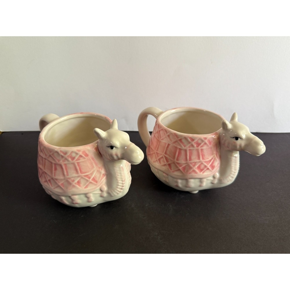 Lot of 2 Pair PINK CAMEL MUG Pink Blanket & Harness BOHO Novelty CUP